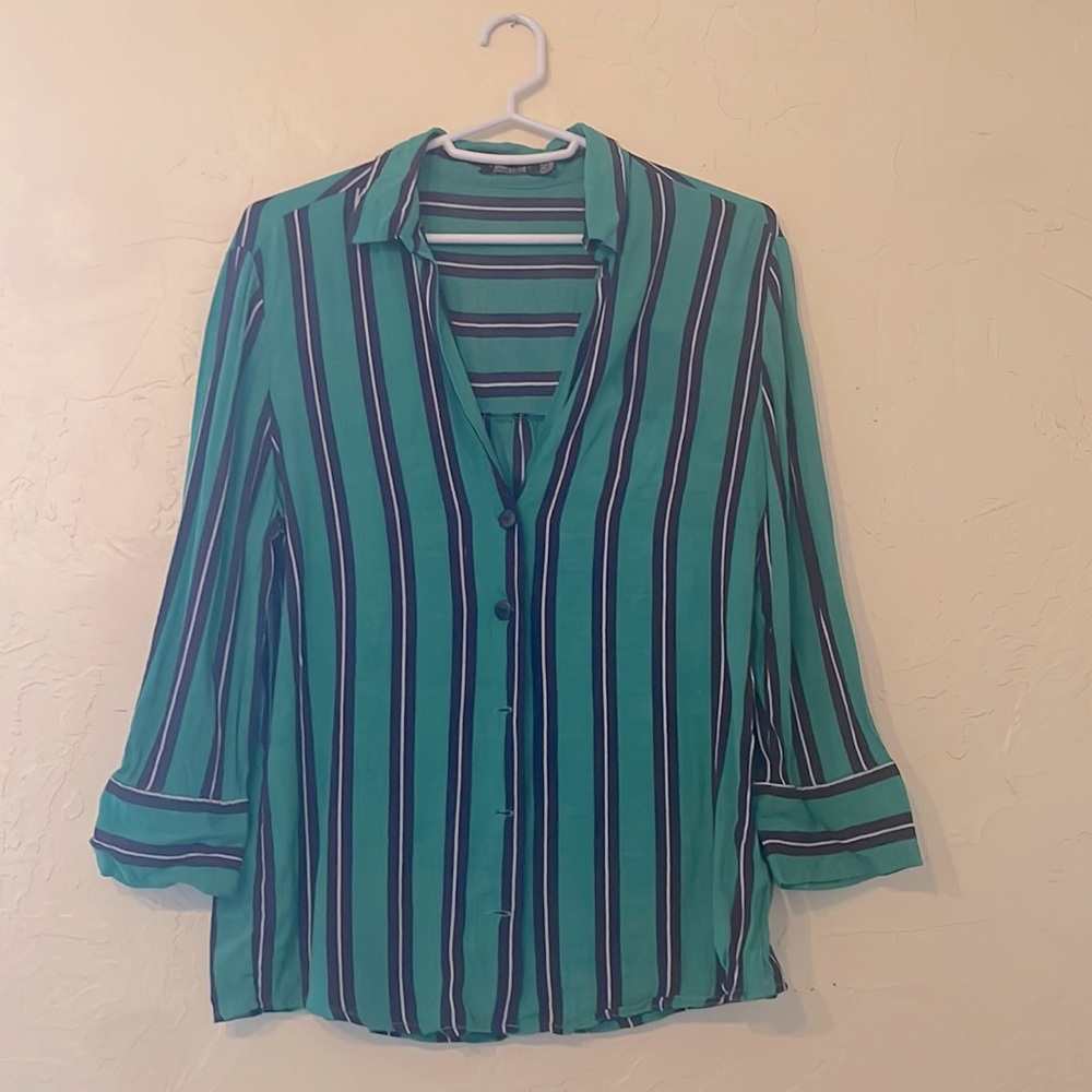 Berksha Button Down